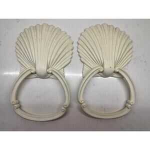 Vintage 1970s Homco Seashell Wall Mounted Towel Ring Holders - set of 2